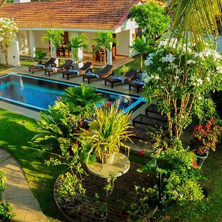 Sujeewani Villa Negombo Exterior photo