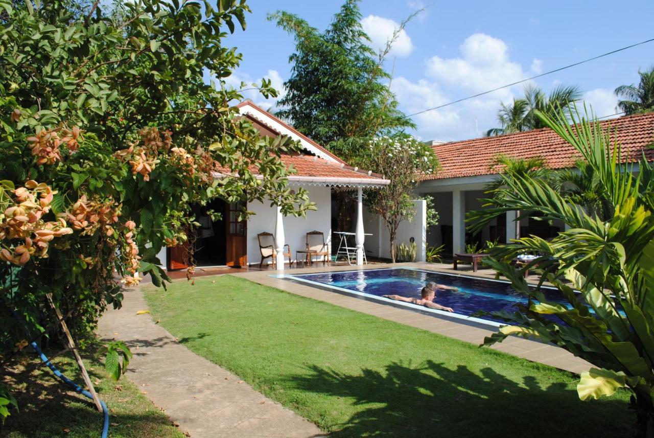 Sujeewani Villa Negombo Exterior photo